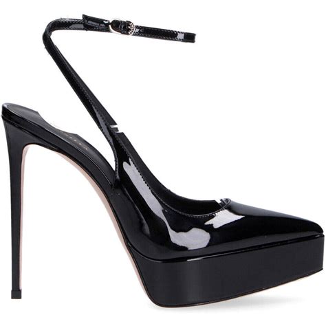 scarpa chanel bianca e nera vernice bruno fermi
